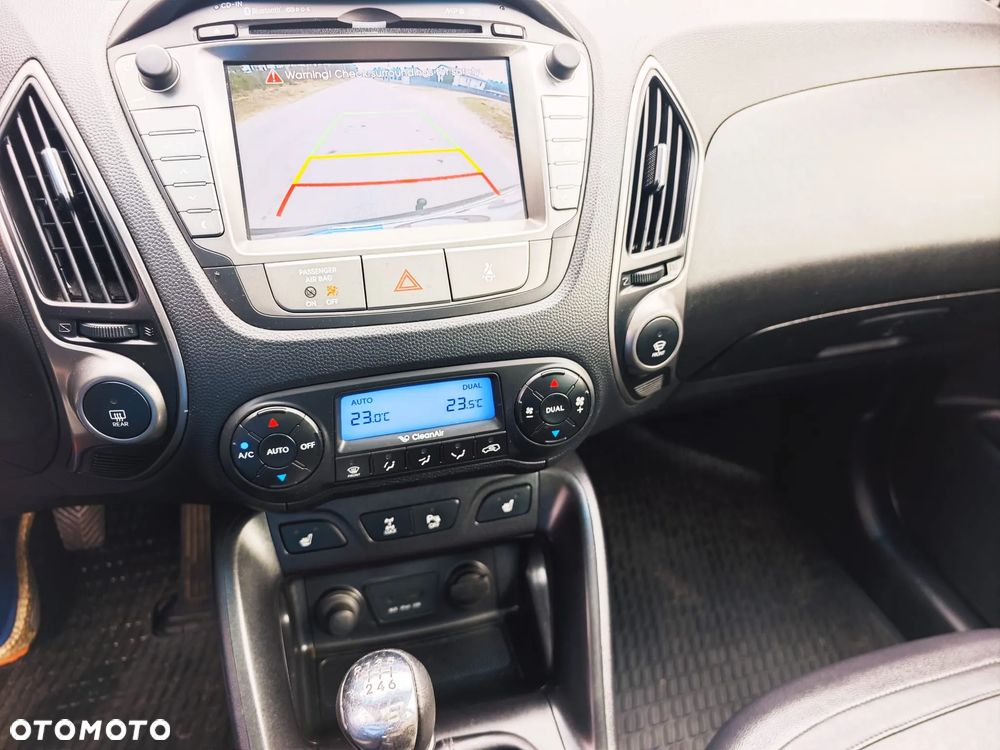 Hyundai ix35 2.0 CRDi 4WD Premium - 11