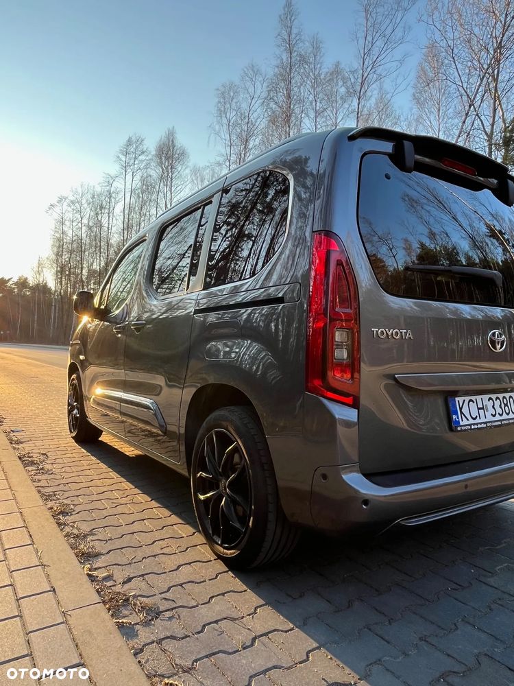 Toyota Proace City Verso 1.2 D-4T Family - 4