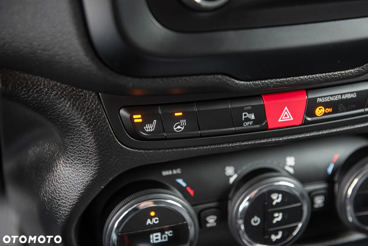 Jeep Renegade - 22
