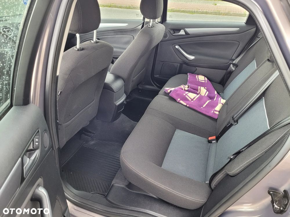 Ford Mondeo 2.0 FF Gold X - 8
