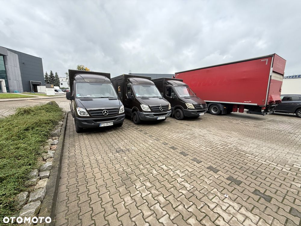 Mercedes-Benz Sprinter - 13