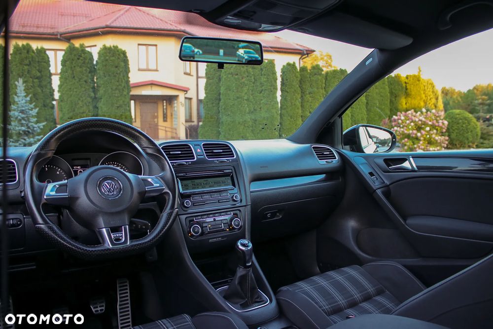 Volkswagen Golf 2.0 TDI DPF GTD - 27