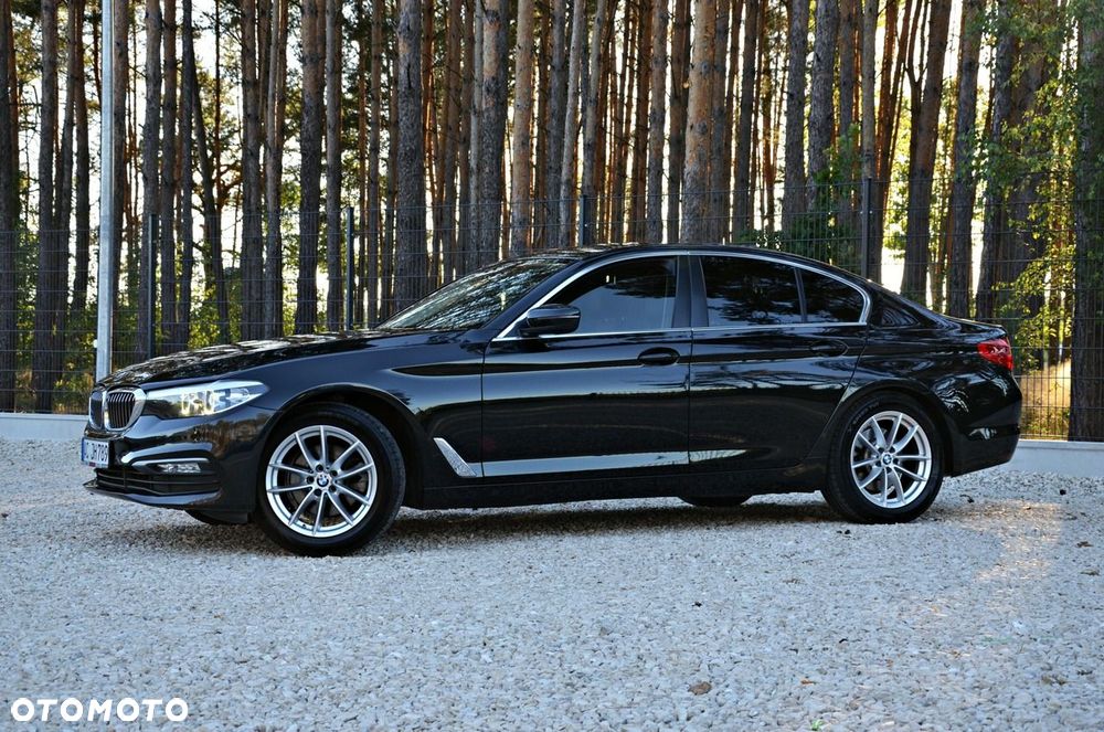 BMW Seria 5 520d Sport Line - 15