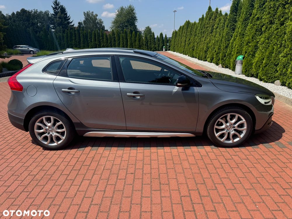 Volvo V40 T3 Geartronic Summum - 5