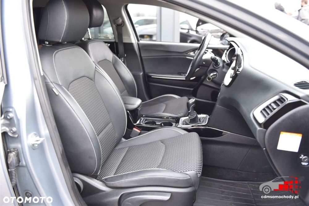 Kia Ceed - 19