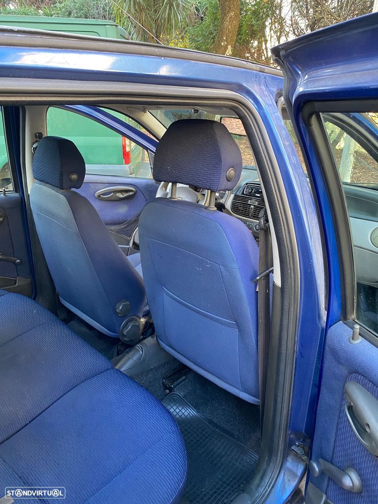 Fiat Punto 1.2 16V ELX - 6