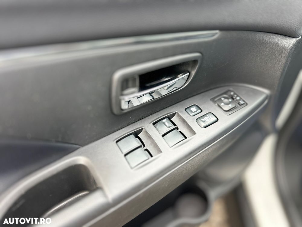 Mitsubishi ASX 1.8 DI-D 2WD Invite - 17