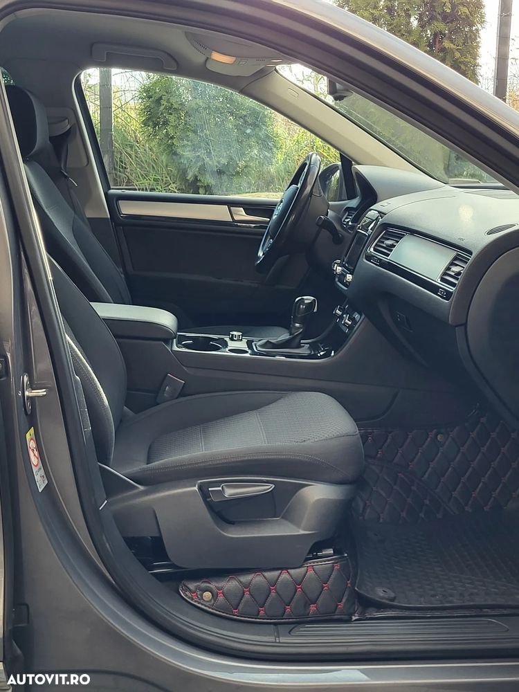 Volkswagen Touareg - 11