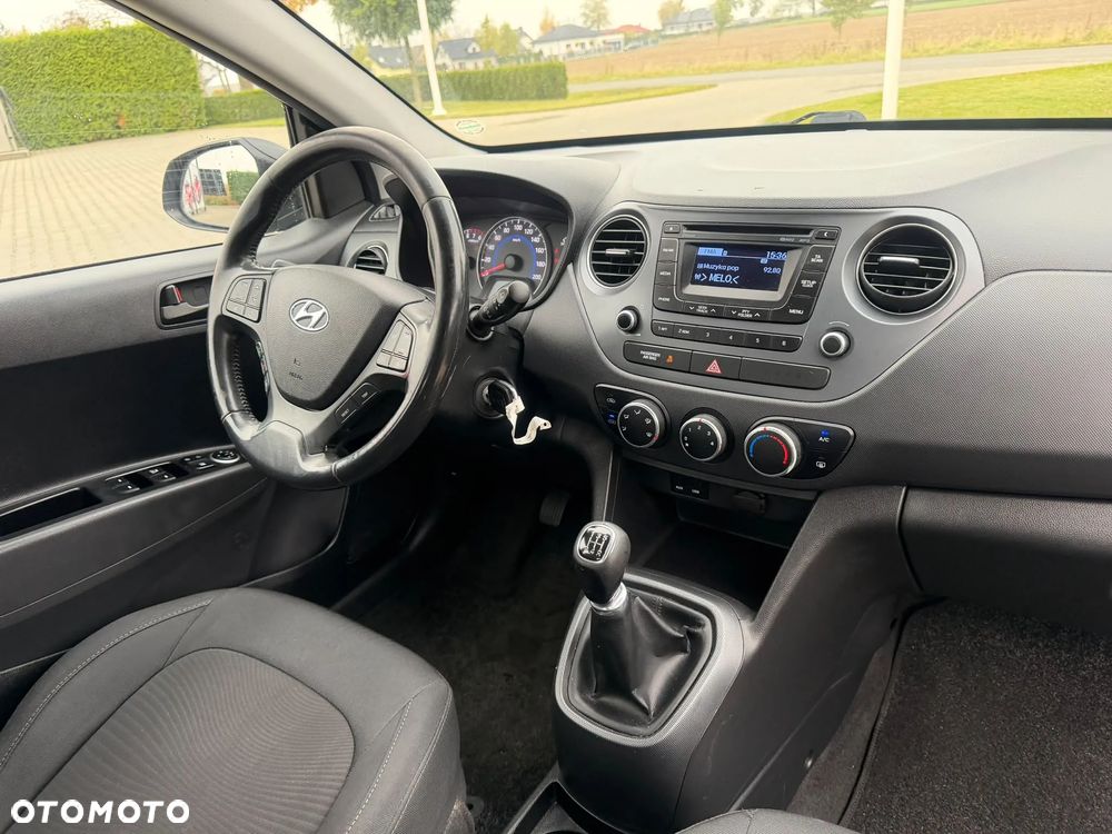 Hyundai i10 - 24