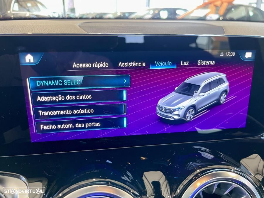 Mercedes-Benz EQB 300 4Matic Progressive - 26