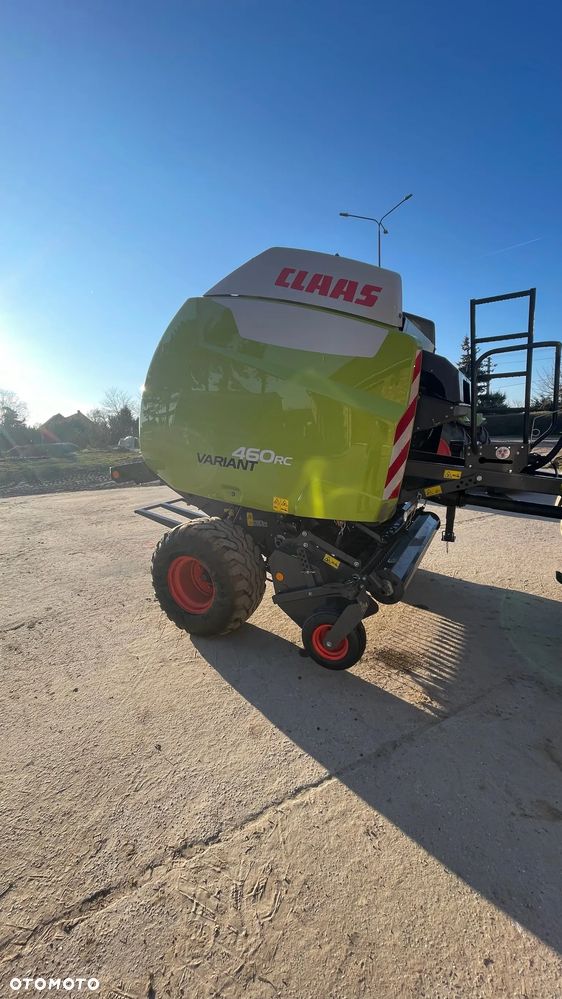 Claas Variant 460 RC - 3