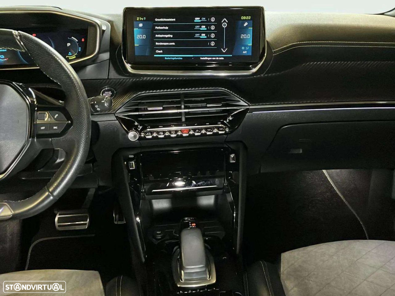 Peugeot e-208 50 kWh GT - 10