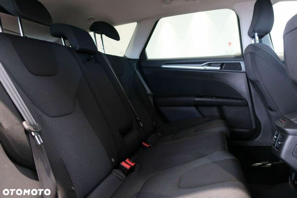 Ford Mondeo 2.0 TDCi Titanium - 21