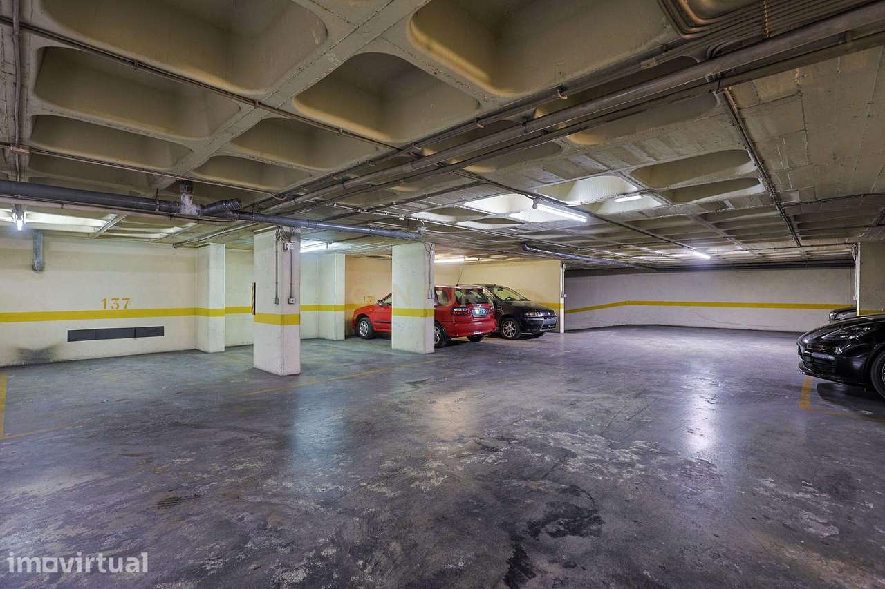 Lugar de Estacionamento à Venda – Gaivotas do Tejo | Santa Engrácia, S - Grande imagem: 4/9