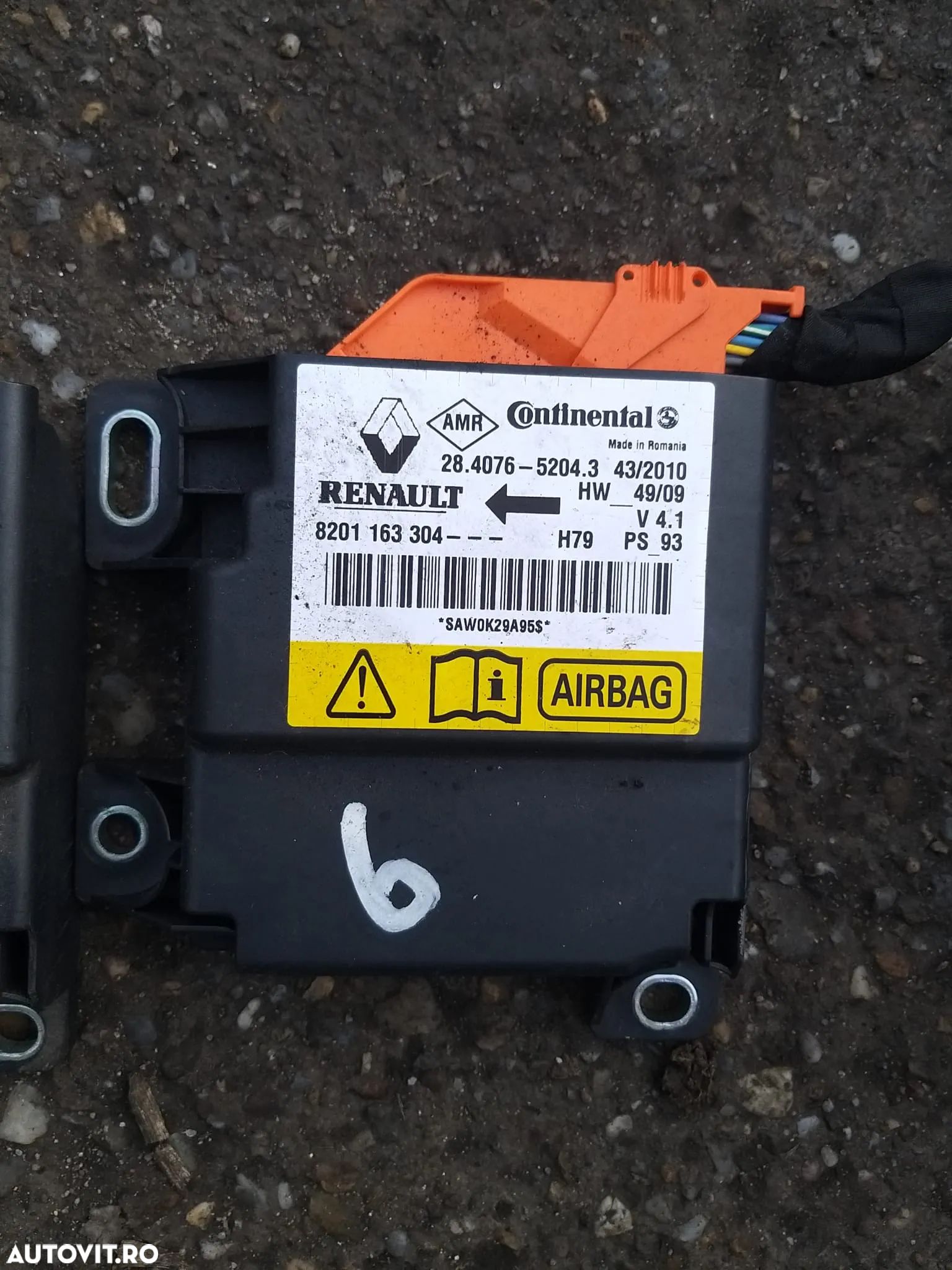 Calculator Airbag cod: 8201163304 pentru Dacia Duster din 2011 - 1