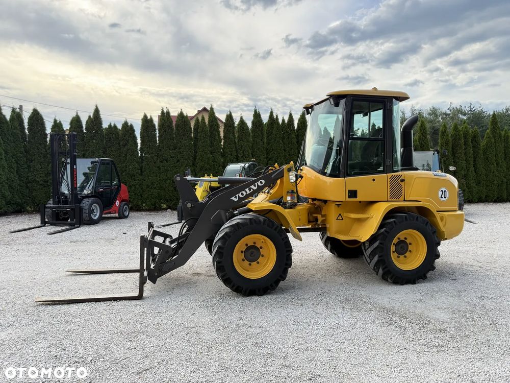 Volvo L30G / ORYGINAŁ / PIĘKNIE UTRZYMANA  / SILNA I SZYBKA / ZADBANA / SPROWADZONA Z NIEMIEC / 407 409 406 60 70 M 506 509 L30 L35 B G - 8