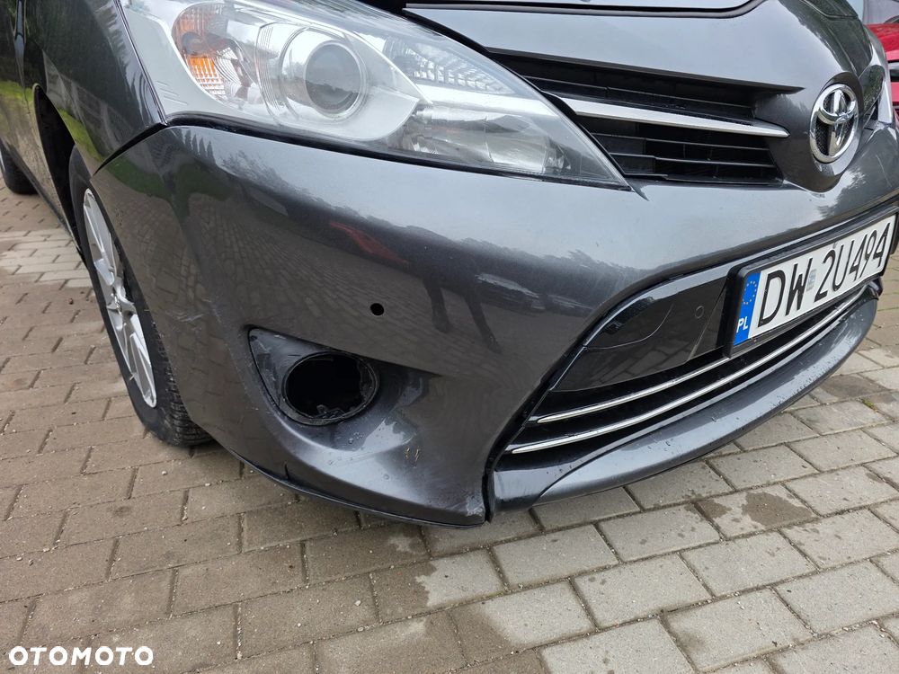 Toyota Verso 1.8 Premium 7os - 4
