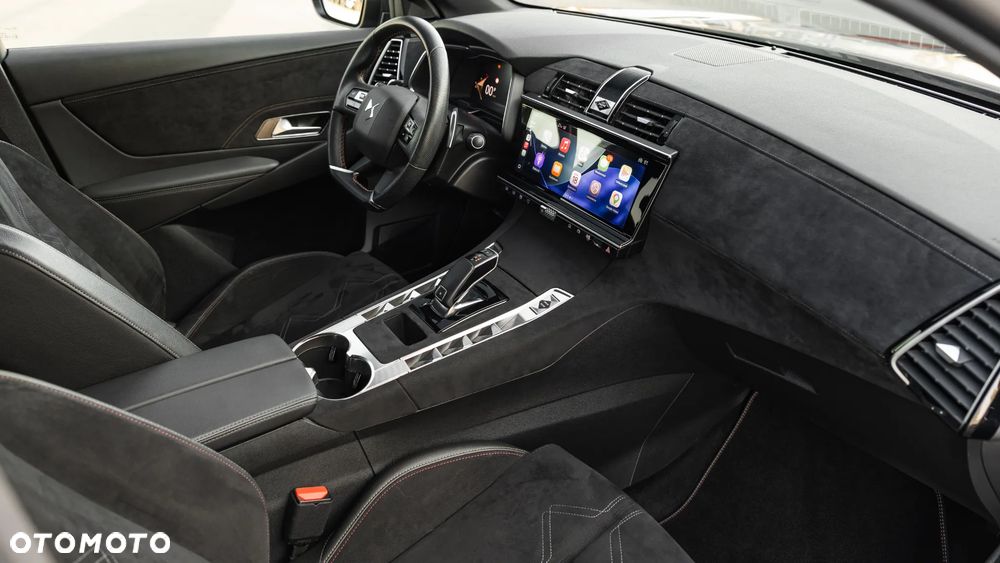 DS Automobiles DS 7 Crossback - 25