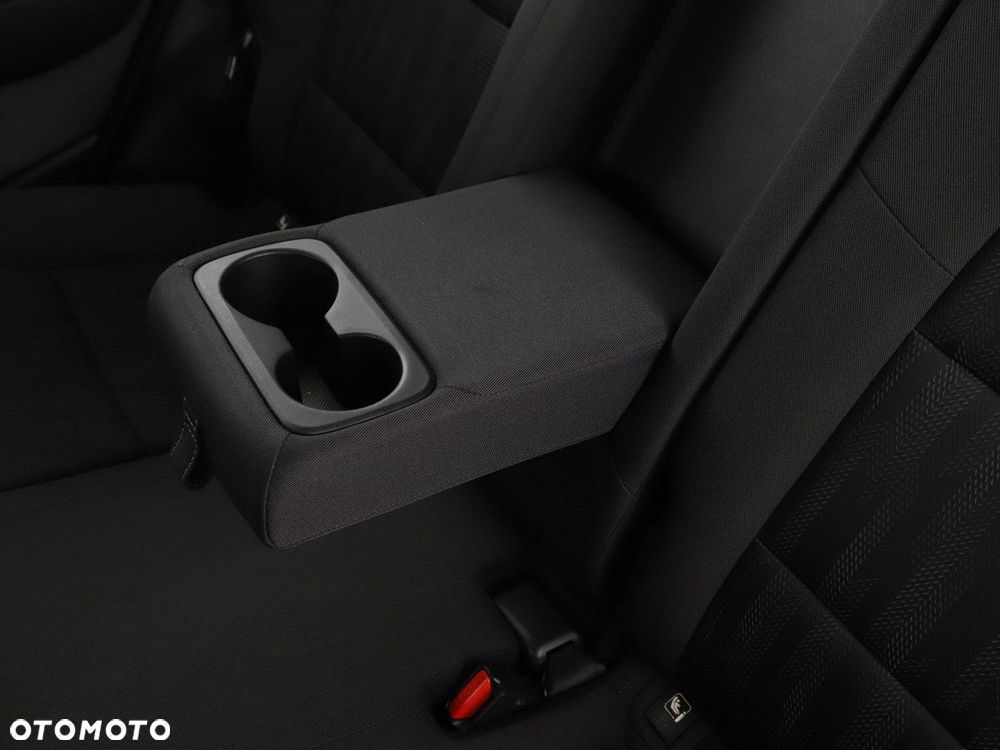 Kia Sportage 1.6 GDI L 2WD - 37