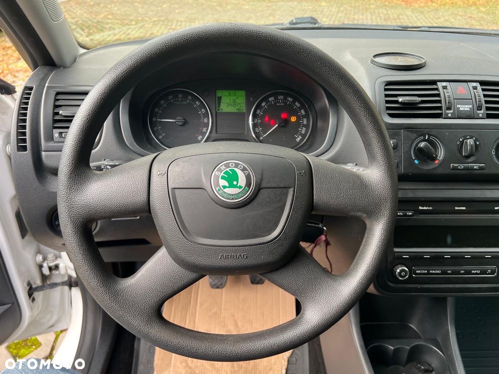 Skoda Fabia - 12