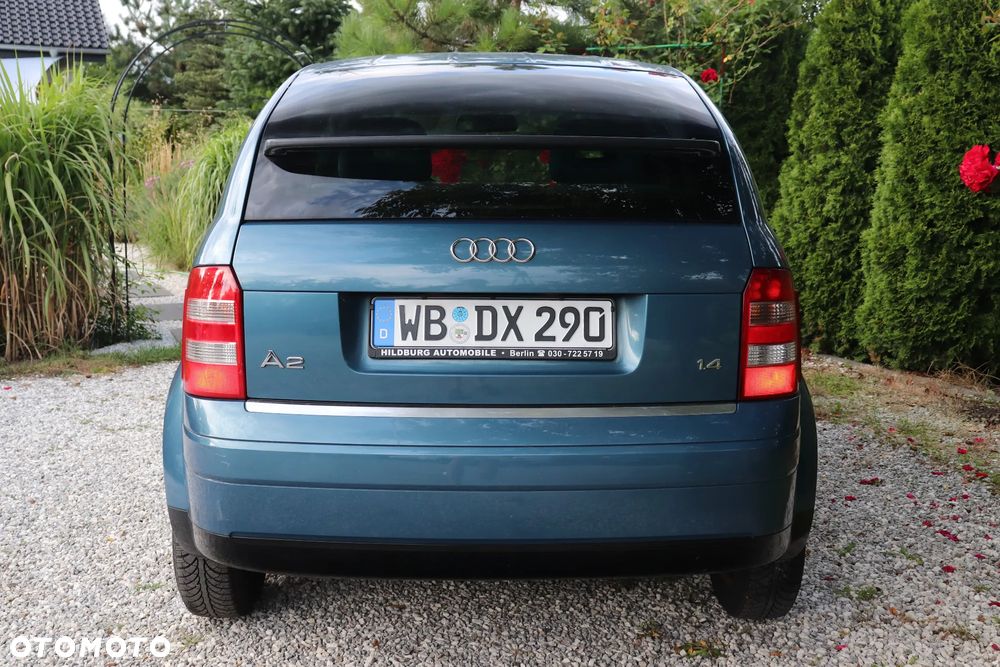 Audi A2 - 10