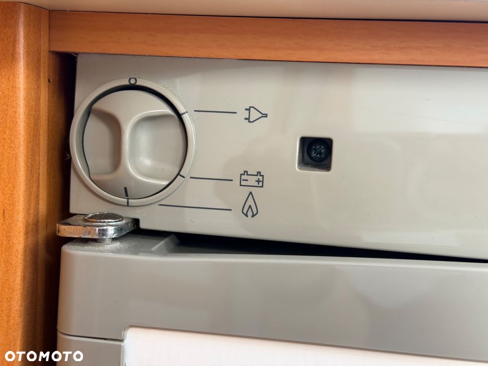 KNAUS Eifelland Holiday H520 - 11