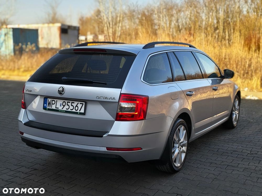 Skoda Octavia 2.0 TDI SCR Ambition - 4