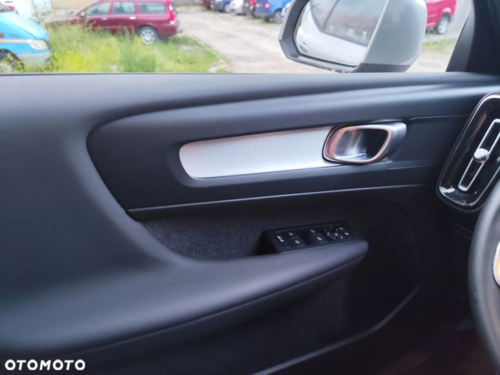 Volvo XC 40 B4 B DKG Plus Bright - 20