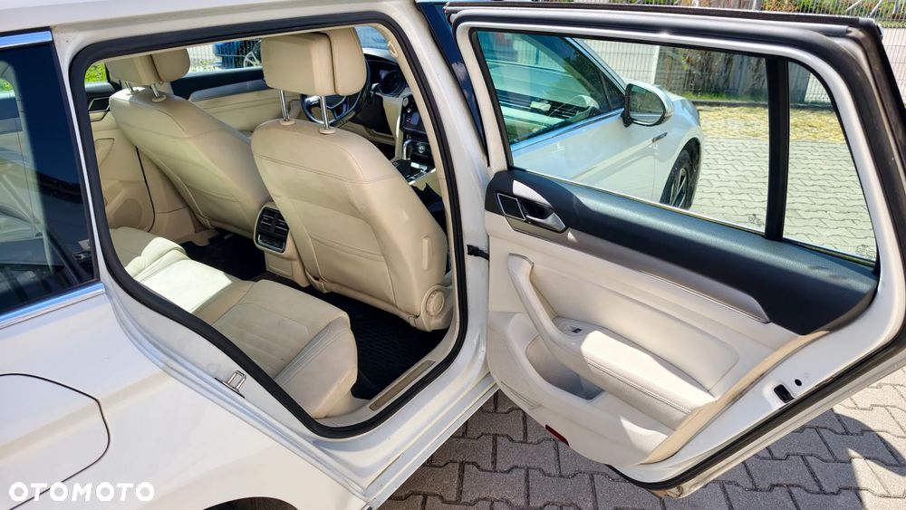 Volkswagen Passat 2.0 TDI BMT 4Mot Highline DSG - 24