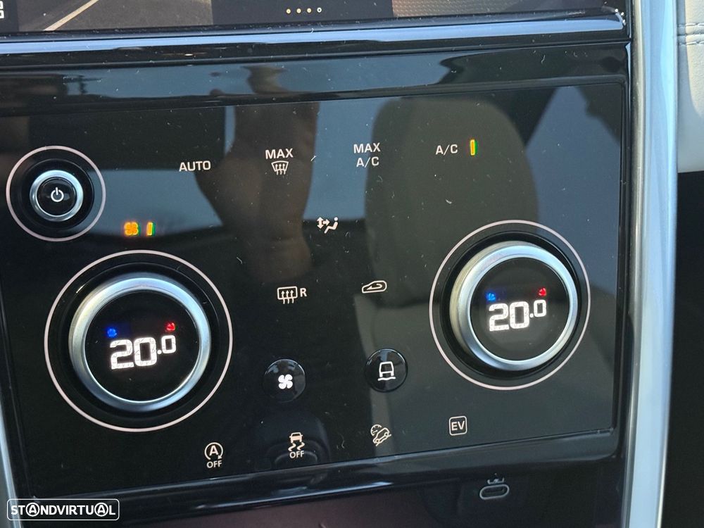 Land Rover Discovery Sport - 31