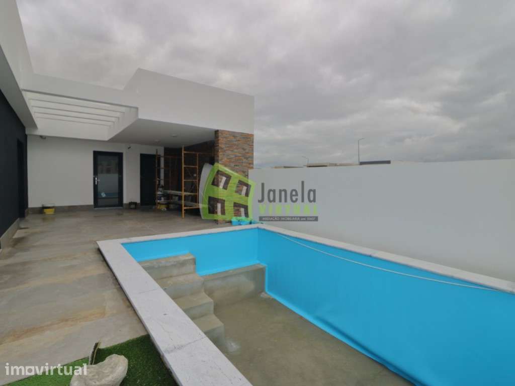 Moradia Isolada Térrea T3 com Piscina - Azeitão - Grande imagem: 2/24