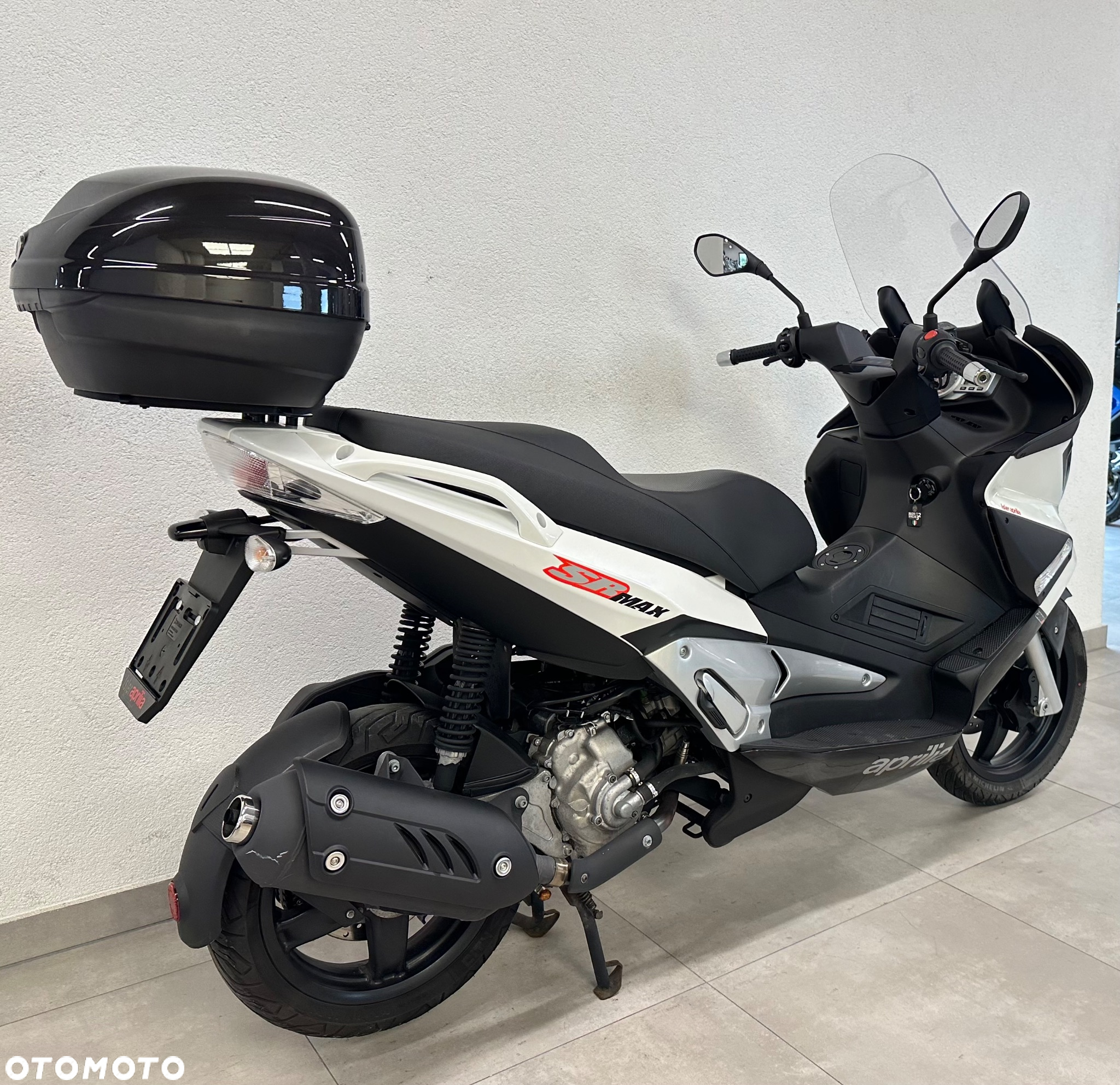Aprilia SR - 6
