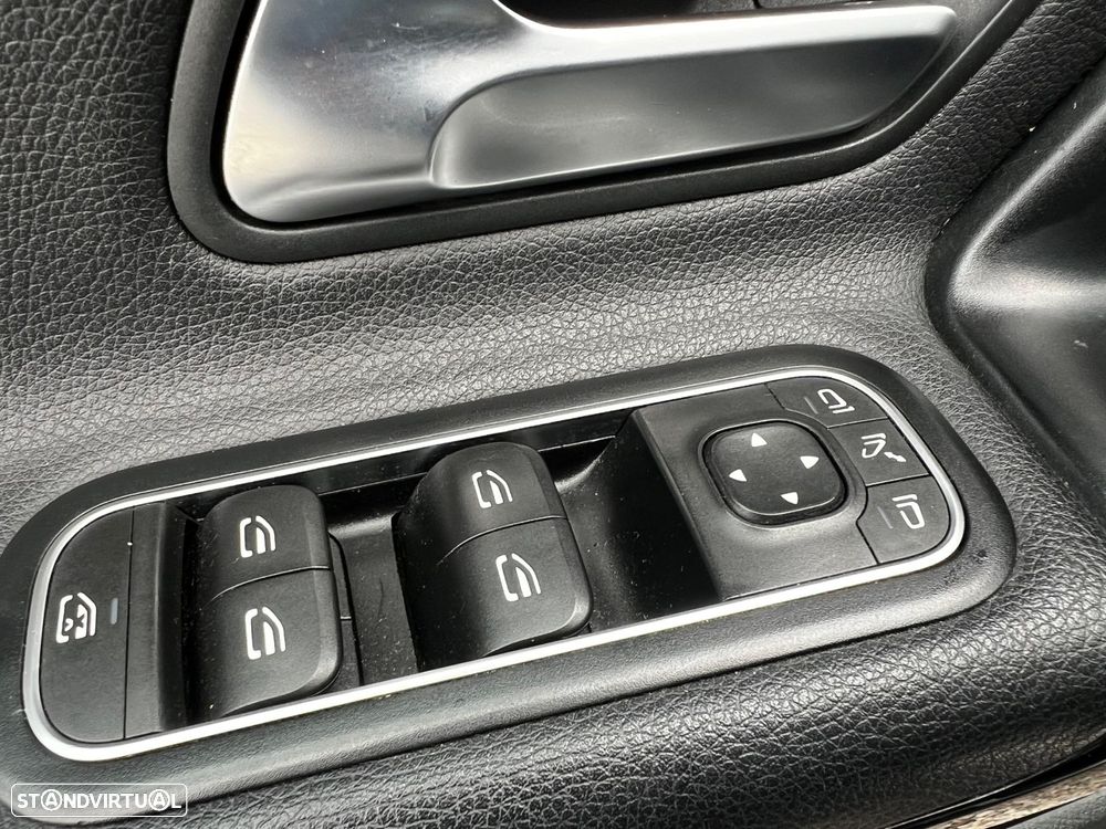 Mercedes-Benz A 180 d Progressive Aut. - 41