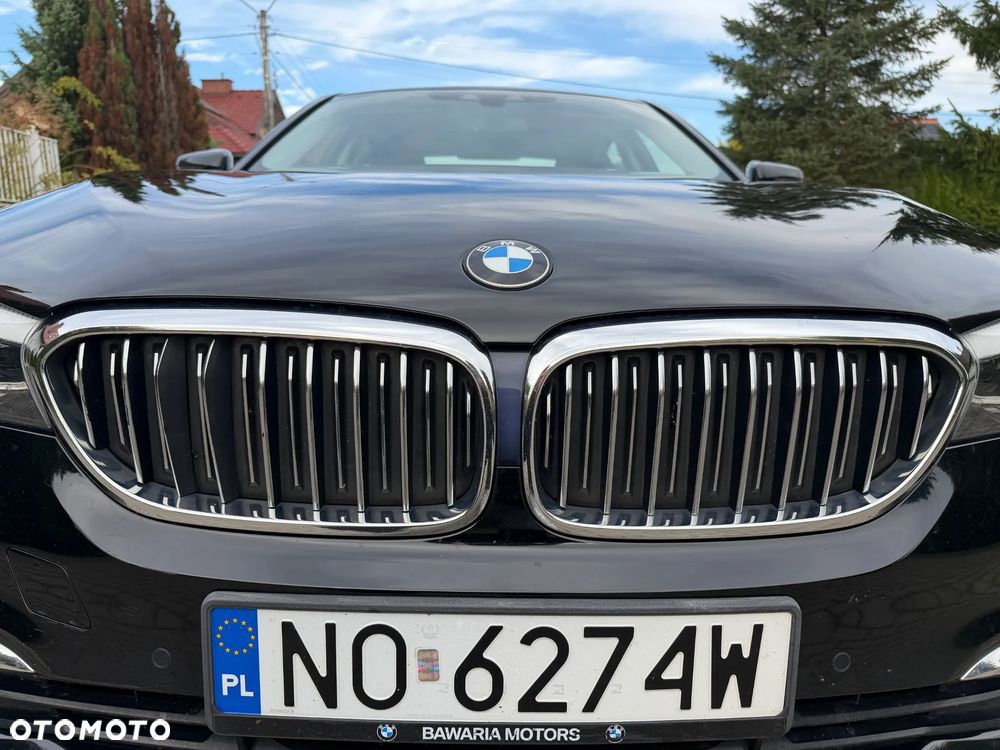 BMW Seria 5 518d Luxury Line - 4