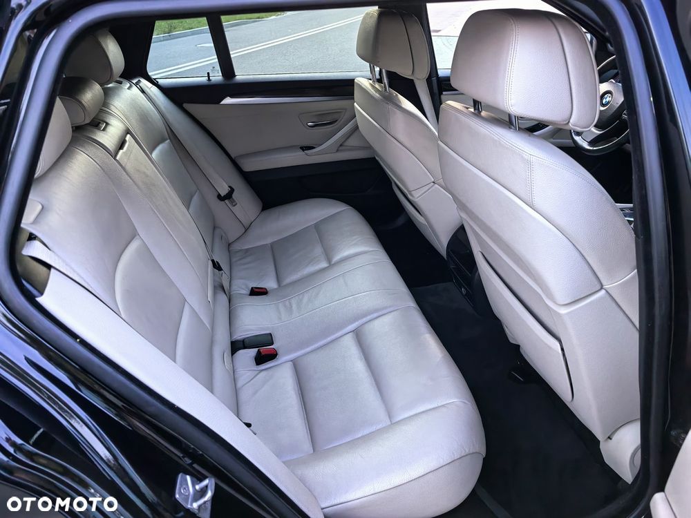 BMW Seria 5 520d - 17