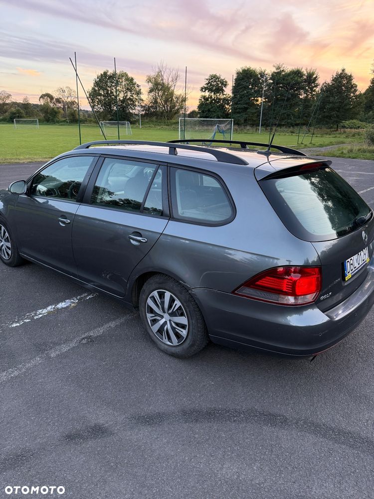Volkswagen Golf 1.6 TDI Comfortline - 7