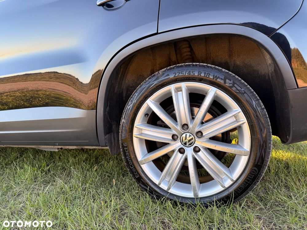 Volkswagen Tiguan - 19