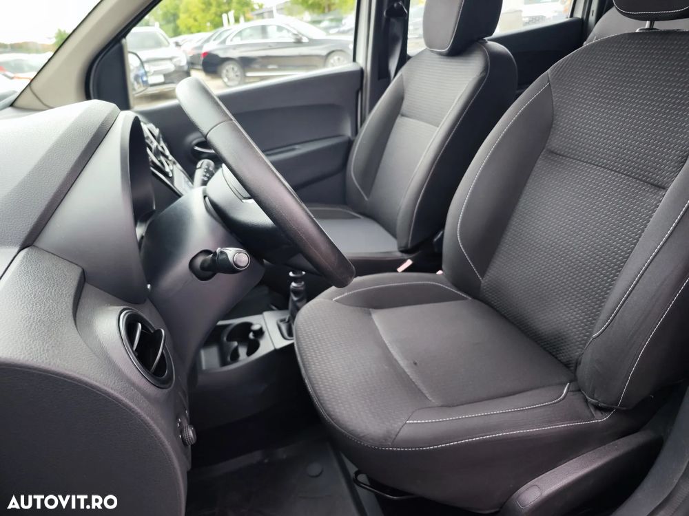 Dacia Lodgy 1.5 Blue dCi Laureate - 11