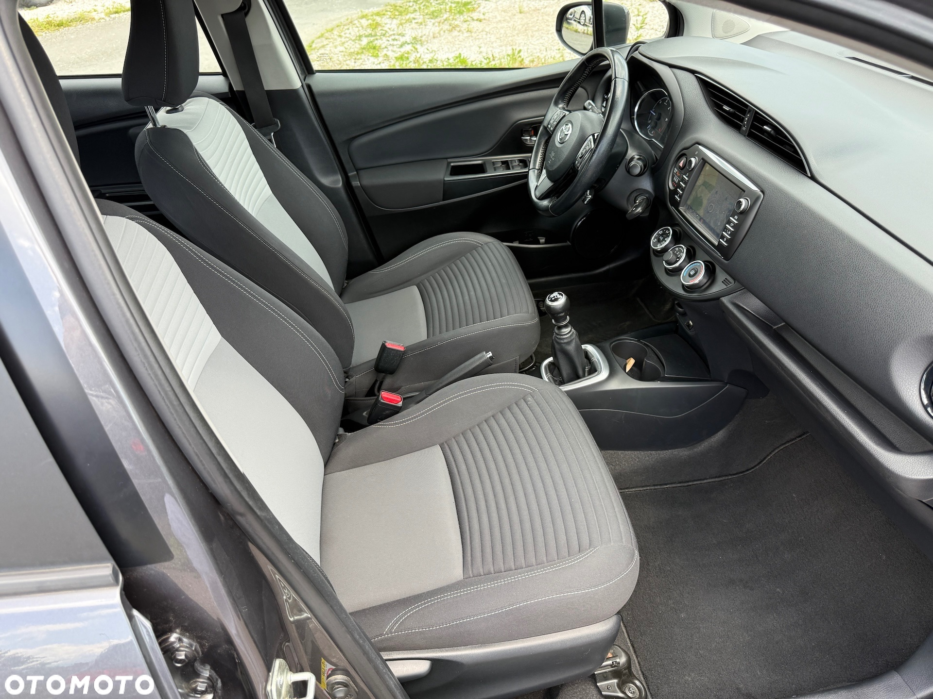 Toyota Yaris 1.4 D-4D Prestige - 15
