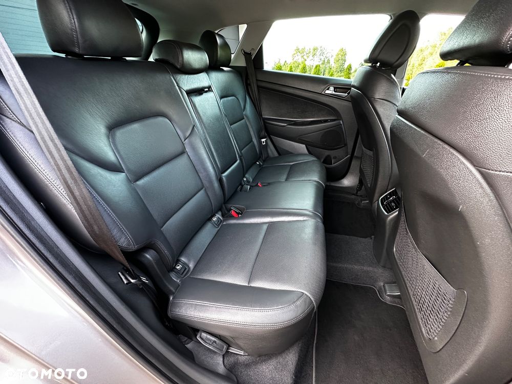 Hyundai Tucson 1.7 CRDI BlueDrive Premium 2WD DCT - 37