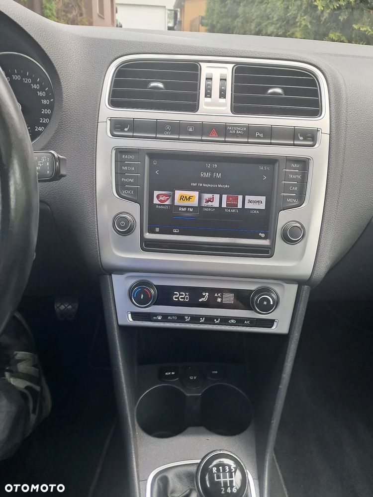 Volkswagen Polo 1.2 TSI Blue Motion Technology beats - 6