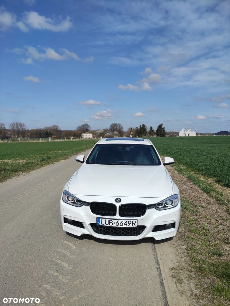 BMW Seria 3 335i Sport-Aut Luxury Line - 2