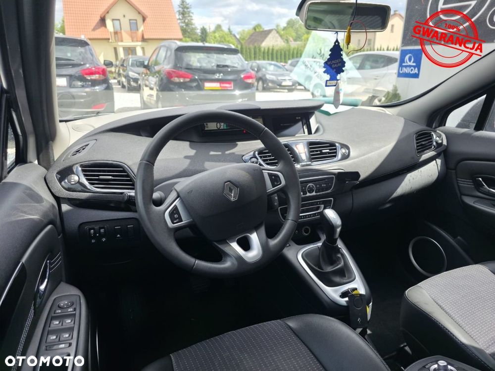 Renault Scenic dCi 110 EDC Paris - 26