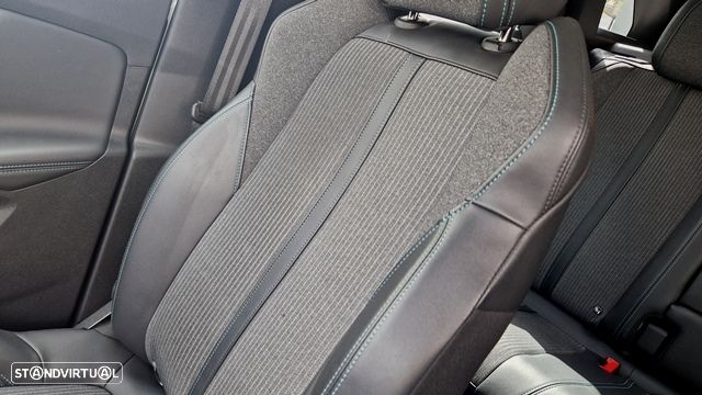 Peugeot 3008 1.6 Hybrid Allure Pack e-EAT8 - 9
