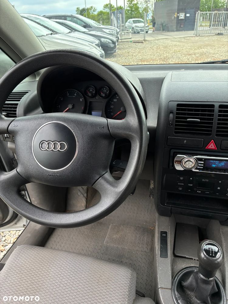 Audi A2 1.4 - 11