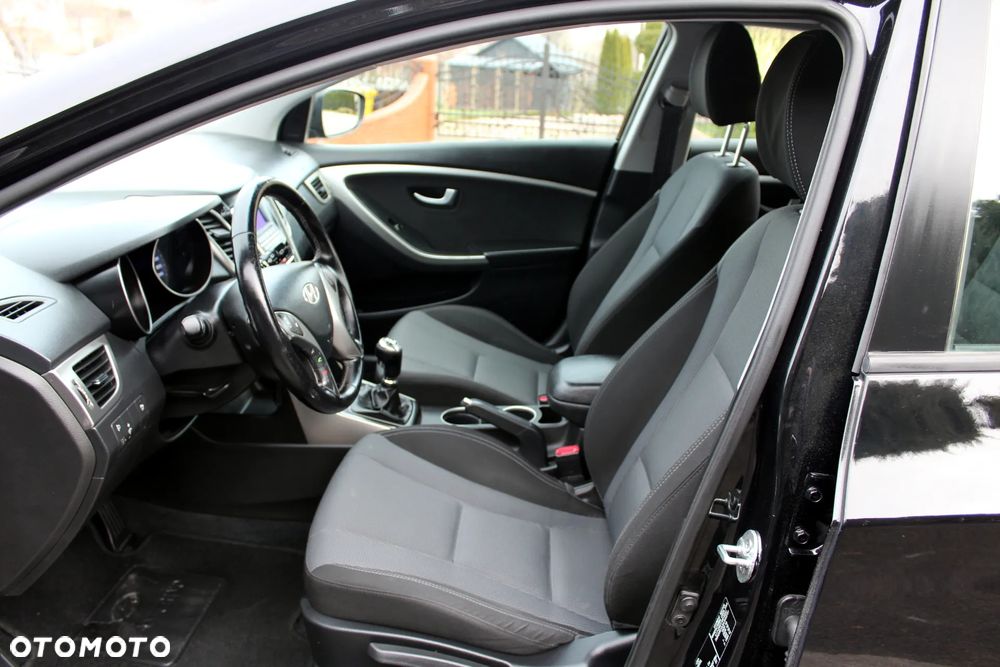 Hyundai i30 1.4 Comfort - 16