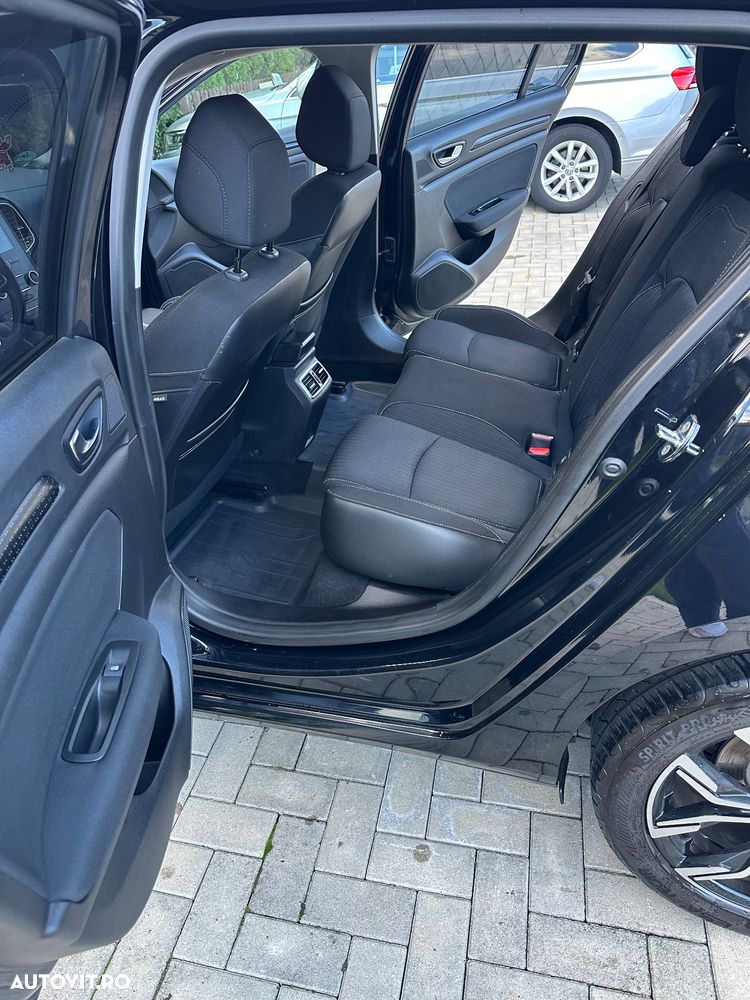 Renault Megane BLUE dCi 115 ZEN - 19
