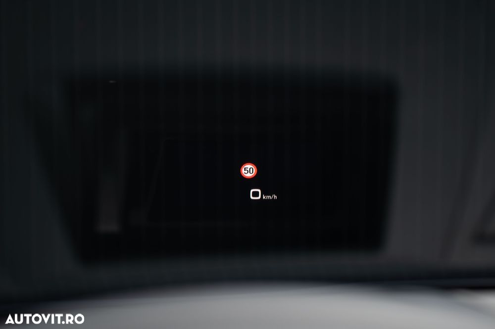 Audi A4 Limuzina 35 TFSI S tronic S line - 30