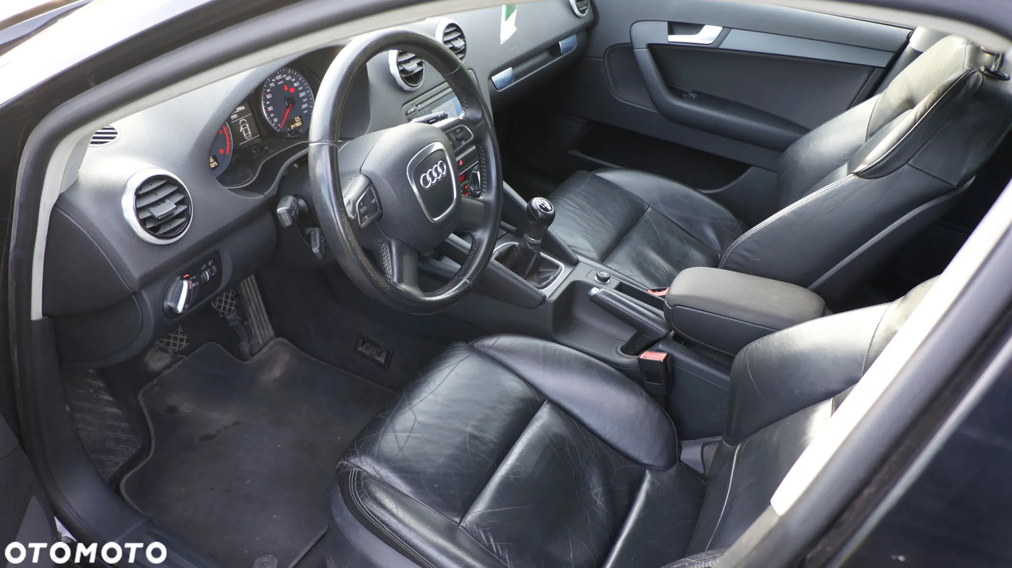 Audi A3 1.6 TDI Sportback Ambiente - 9