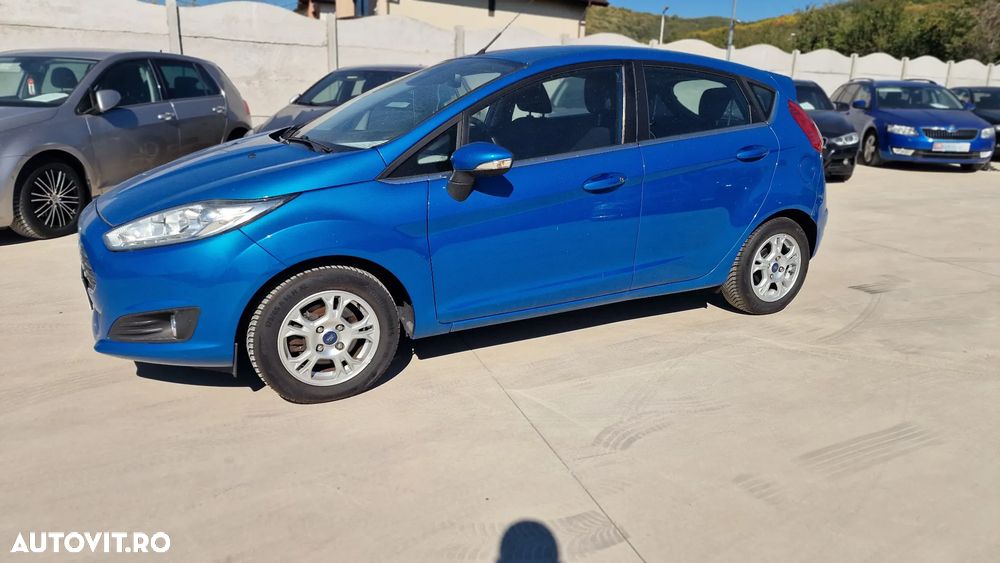 Ford Fiesta - 2